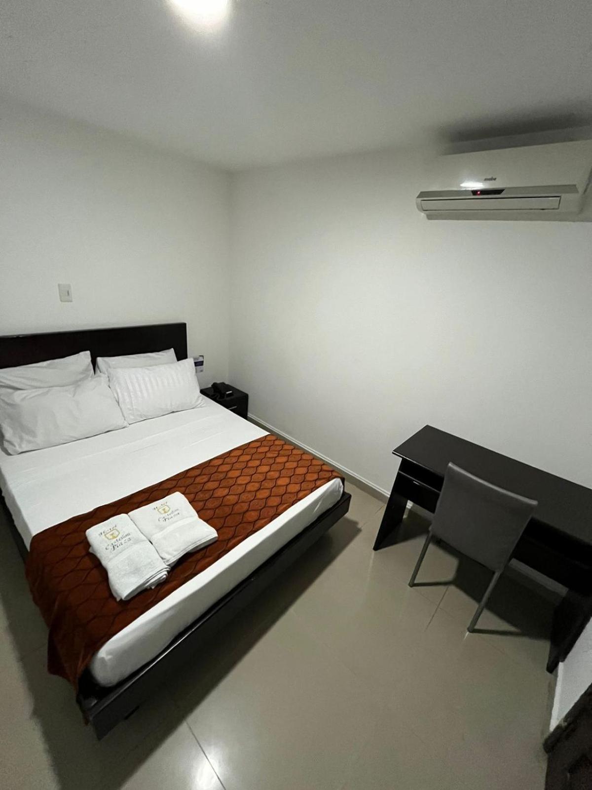 Hotel Castellon Plaza Pereira Exterior foto
